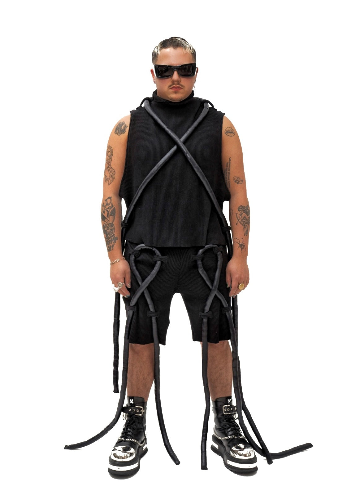 THE HEAVY RIBBED VEST - BLACK